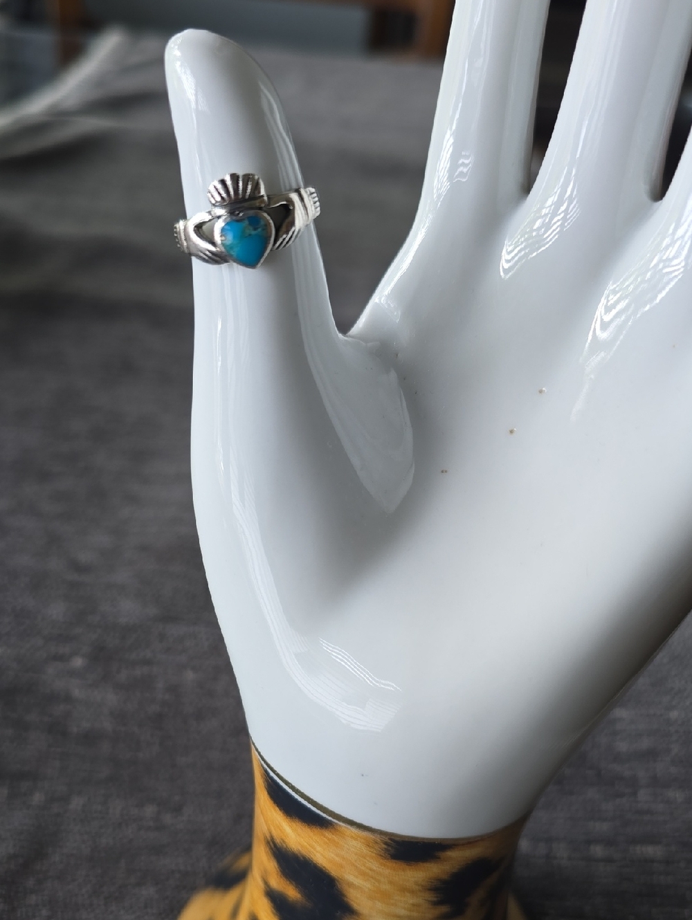 925 Sterling Silver Heart/Hands Turquoise~Sz 7.5